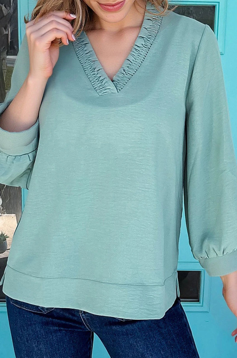 Load image into Gallery viewer, DLLS328 - Ladies Moonlight Jade Frilled V Neckline Bracelet Sleeve Crinkled Blouse
