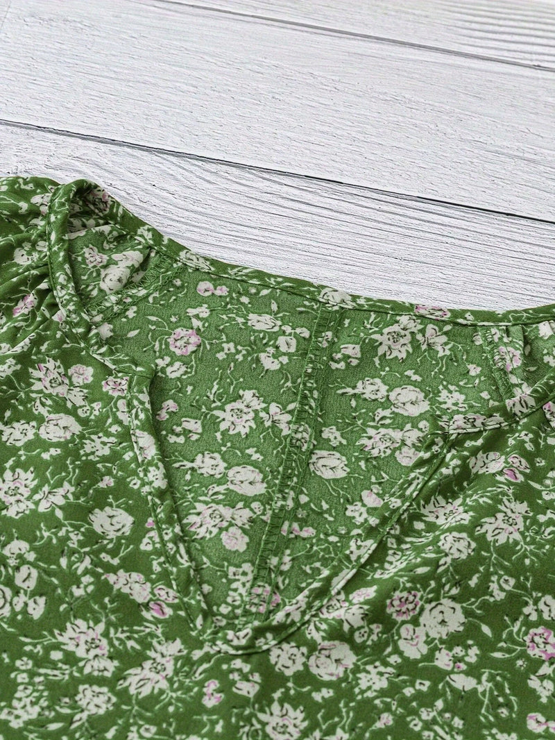 Load image into Gallery viewer, TMTSHT105 - Ladies Floral Print V Neck Shirt
