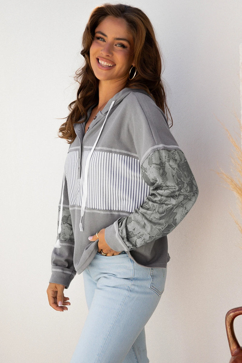 Load image into Gallery viewer, DLLS218 - Ladies Gray Waffle Printed Patchwork Drawstring Hooded Long Sleeve Top
