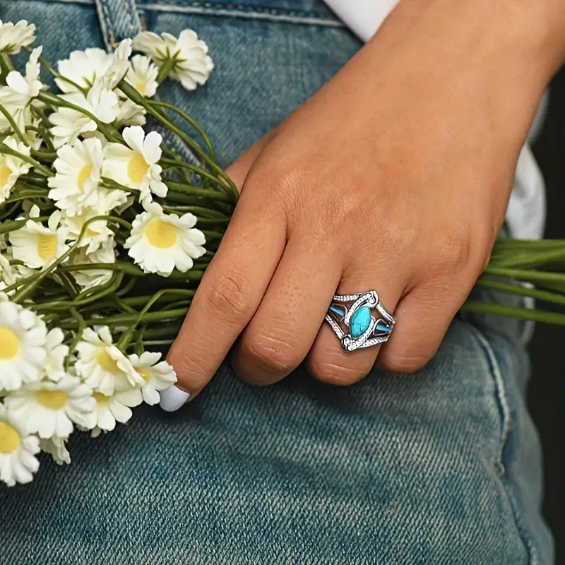 Load image into Gallery viewer, TMRG1 - Turquoise/Zirconia Horse Eye Shaped Ring
