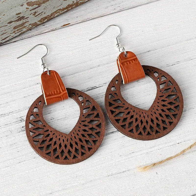 Load image into Gallery viewer, NIHER35 - Brown Open Wooden Earrings
