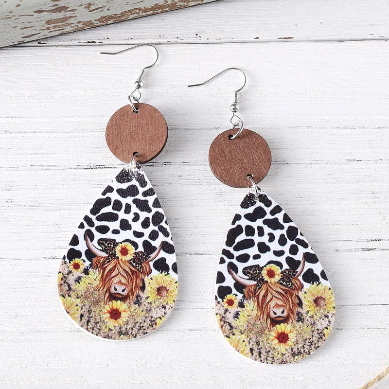 Load image into Gallery viewer, NIHER87 - PU Leather &amp; Wood Highland Cow Earrings
