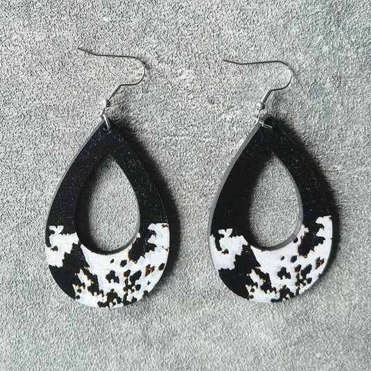 NIHER74 - Black Wooden Animal Print Earrings