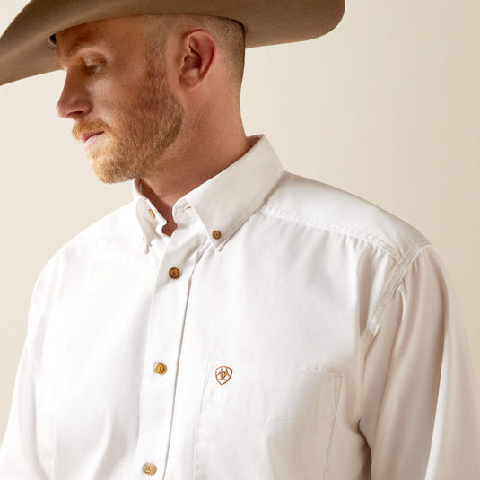 10000503 - Ariat Men's Solid Twill Classic Fit Shirt