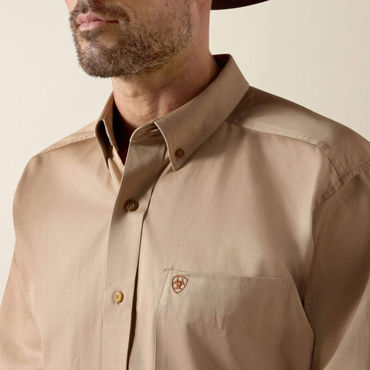 10000505 - Ariat Men's Solid Twill Classic Fit Shirt