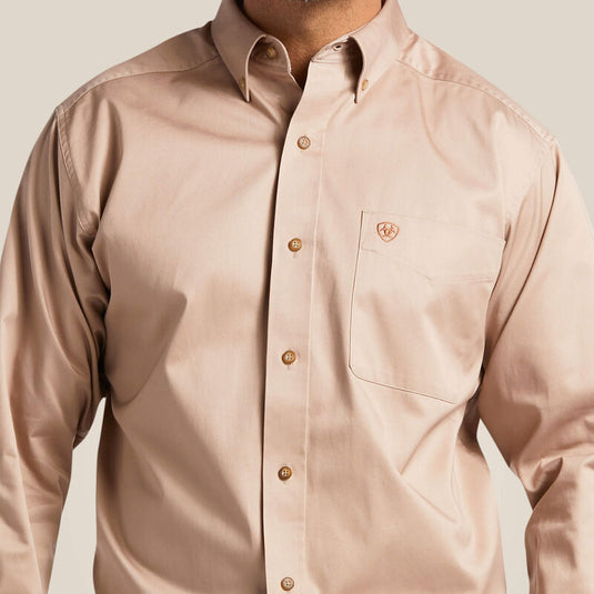 10000505 - Ariat Men's Solid Twill Classic Fit Shirt