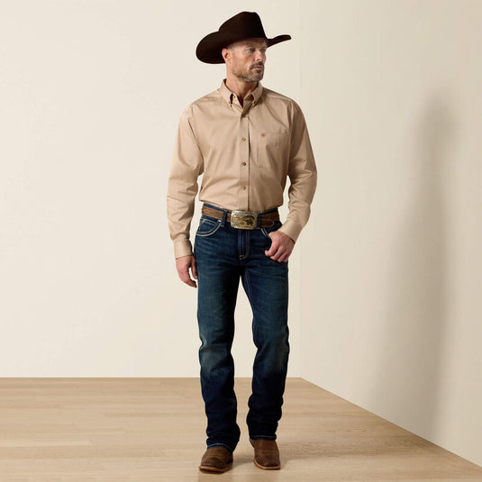 10000505 - Ariat Men's Solid Twill Classic Fit Shirt