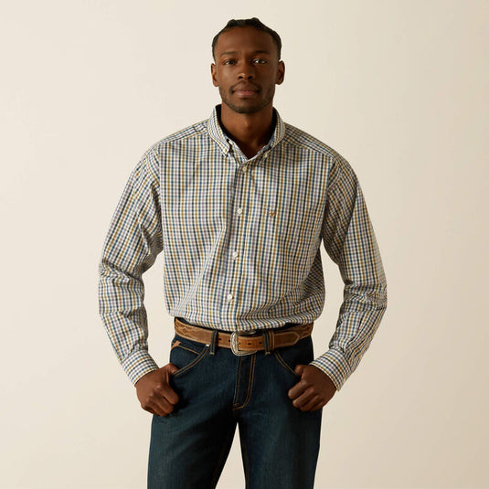 10062197 - Ariat Men's Wrinkle Free Dusty Classic Fit Shirt
