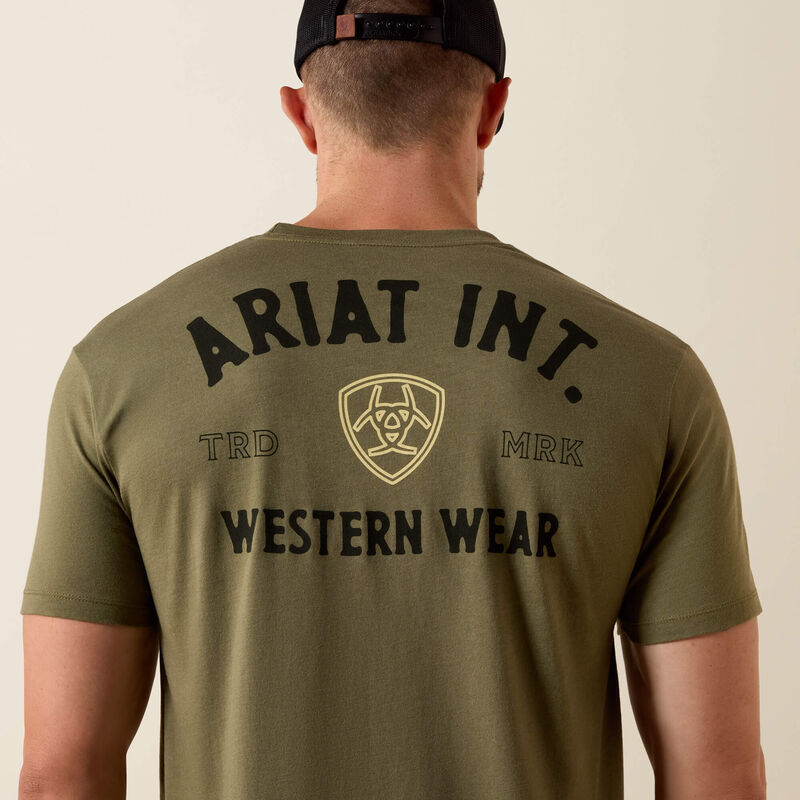 Load image into Gallery viewer, 10073962 - Ariat Outline Shop T-Shirt
