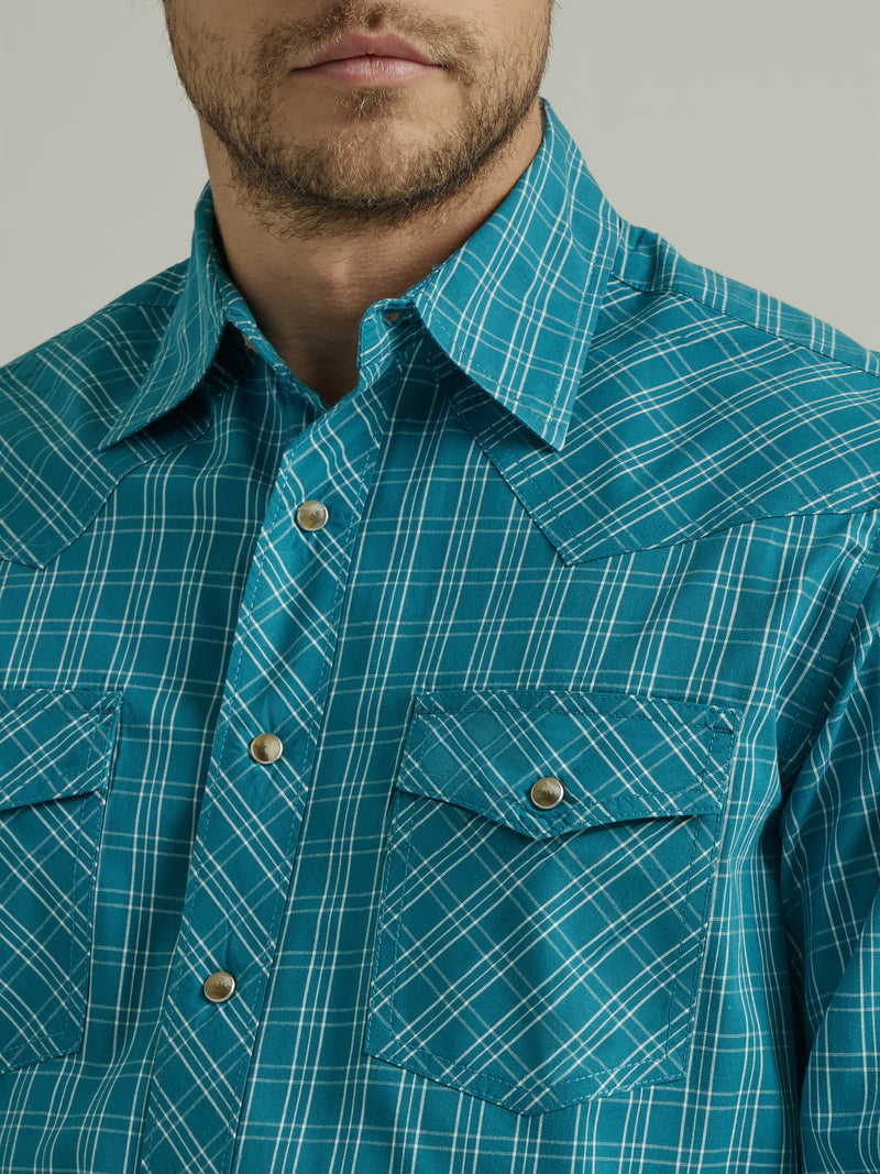 Load image into Gallery viewer, 112330525 - Wrangler® 20X® Competition Advanced Comfort Long Sleeve Shirt - Classic Fit - Teal
