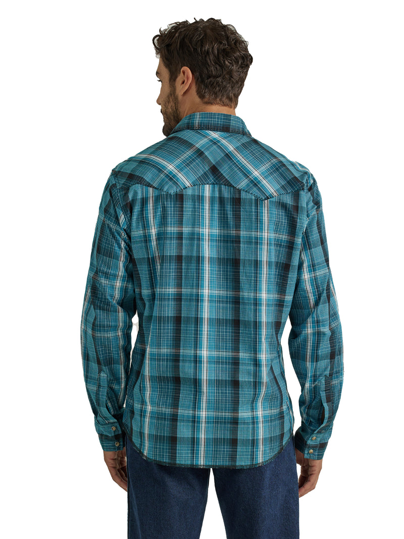 Load image into Gallery viewer, 112337991 - Wrangler Men&#39;s Long Sleeve Fashion Western Snap Plaid Shirt In Cerulean Plaid
