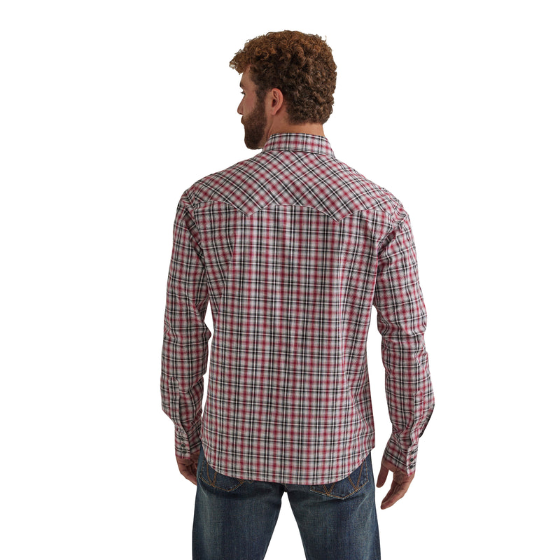 Load image into Gallery viewer, 112344301 -  Men&#39;s Wrangler Retro® Long Sleeve Sawtooth Snap Pocket Western Shirt in Red Blur
