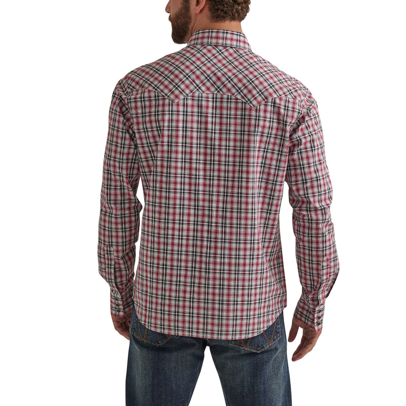 Load image into Gallery viewer, 112344301 -  Men&#39;s Wrangler Retro® Long Sleeve Sawtooth Snap Pocket Western Shirt in Red Blur
