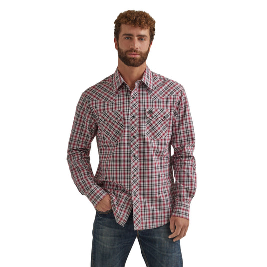 112344301 -  Men's Wrangler Retro® Long Sleeve Sawtooth Snap Pocket Western Shirt in Red Blur