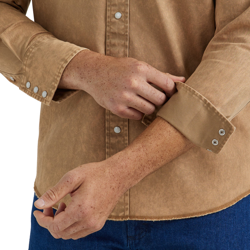 Load image into Gallery viewer, 112345070 - Vintage-Inspired Western Snap Work Shirt In Tan
