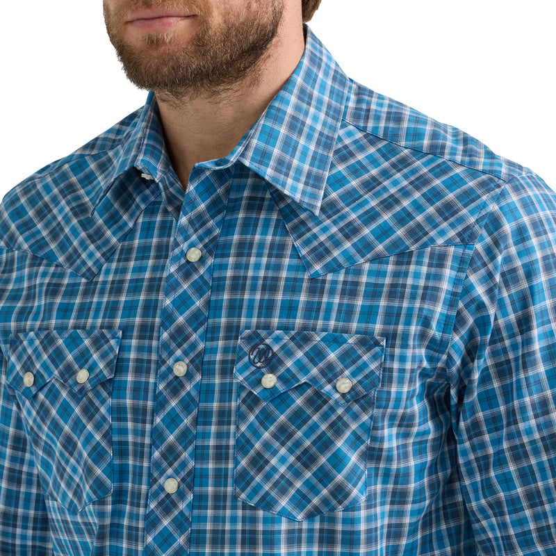 Load image into Gallery viewer, 112351480 - Men&#39;s Wrangler Retro® Long Sleeve Sawtooth Snap Pocket Western Shirt
