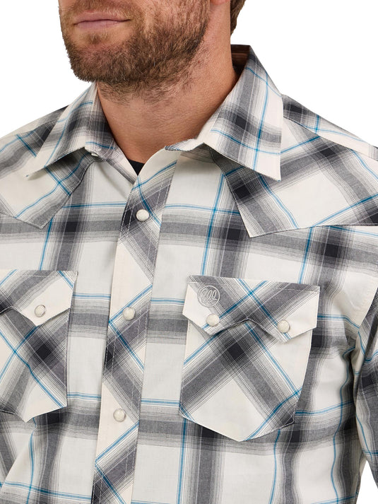 112369552 - Wrangler Retro® Long Sleeve Shirt - Modern Fit