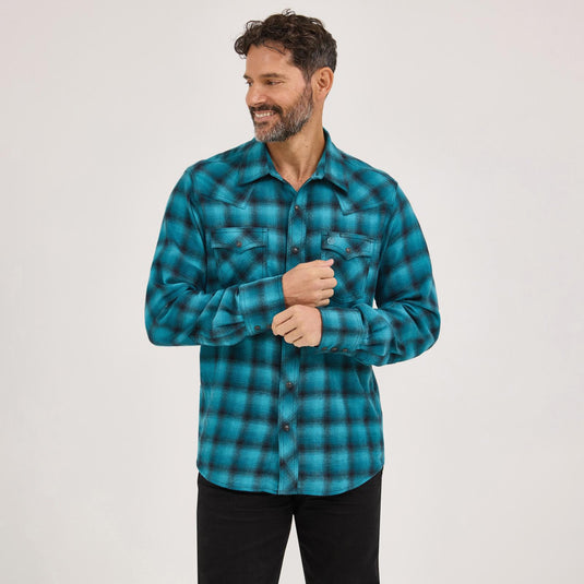 112370176 - Wrangler Retro® Long Sleeve Flannel Shirt - Modern Fit