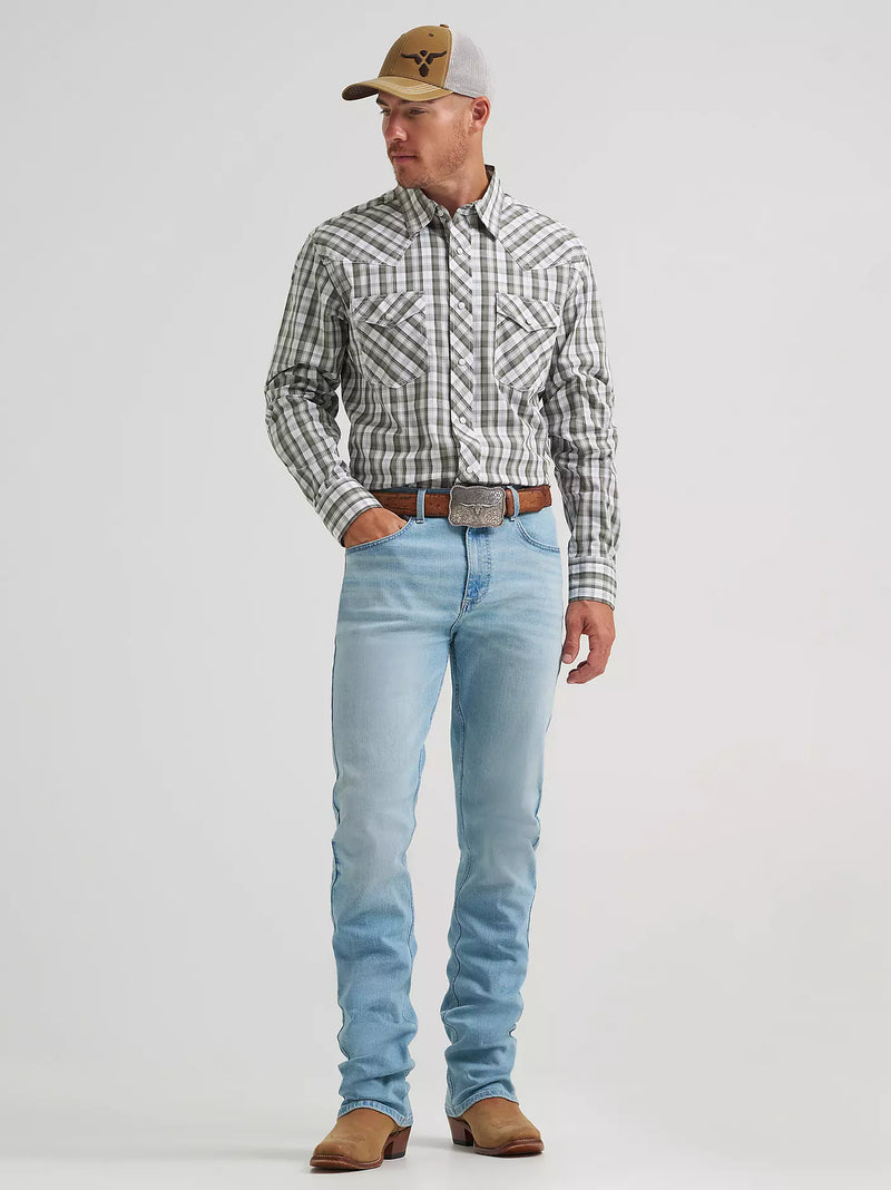 Load image into Gallery viewer, 112374292 - Wrangler Men's 20X® Competition Long Sleeve Two Pocket Western Snap Shirt
