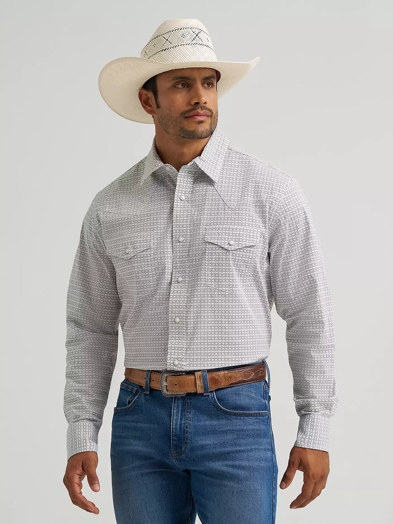 Load image into Gallery viewer, 112374296 - Wrangler Men's 20X® Competition Long Sleeve Two Pocket Western Snap Shirt
