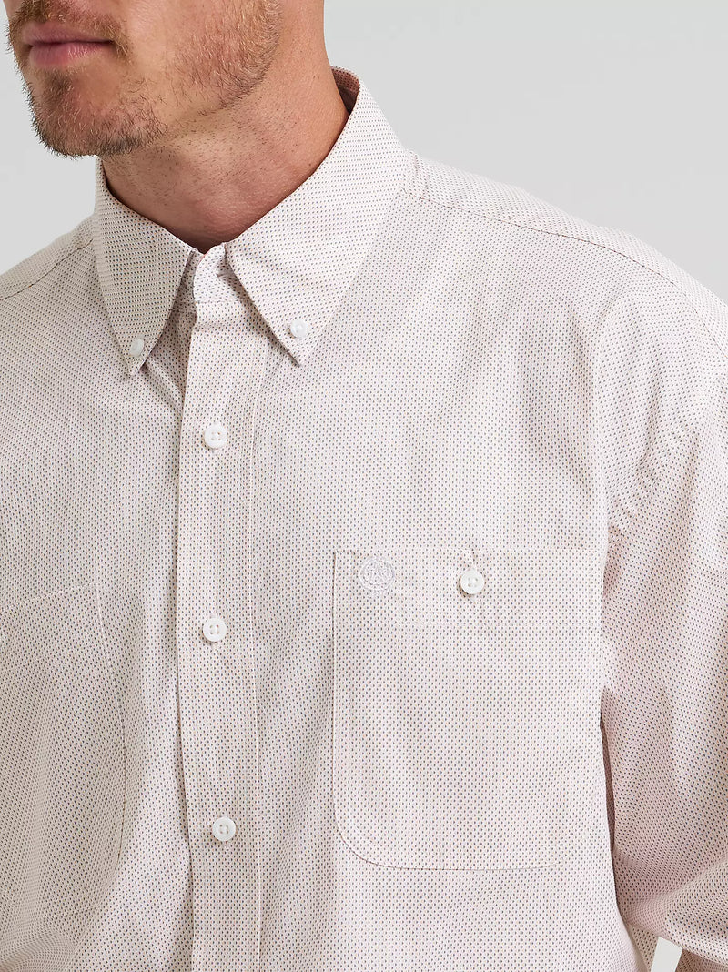 Load image into Gallery viewer, 112374612 - Wrangler® George Strait™ Long Sleeve Button Down Two Pocket Shirt

