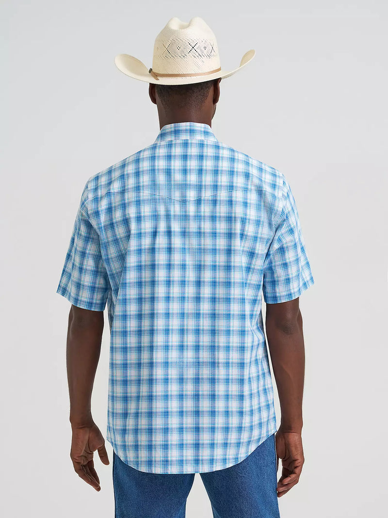 Load image into Gallery viewer, 112374834 - Wrangler Men's Wrinkle Resist Short Sleeve Western Snap Plaid Shirt
