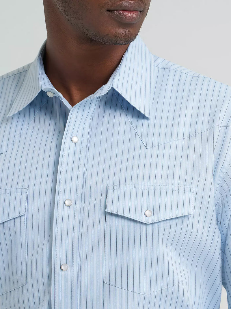 Load image into Gallery viewer, 112374876 - Wrangler Men's Wrinkle Resist Long Sleeve Western Snap Stripe Shirt
