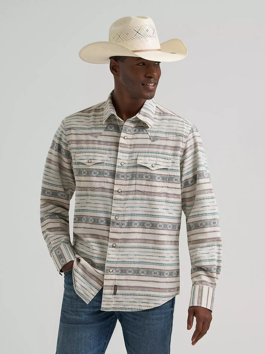 112374977 - Wrangler Men's Retro® Premium Long Sleeve Western Snap Printed Shirt