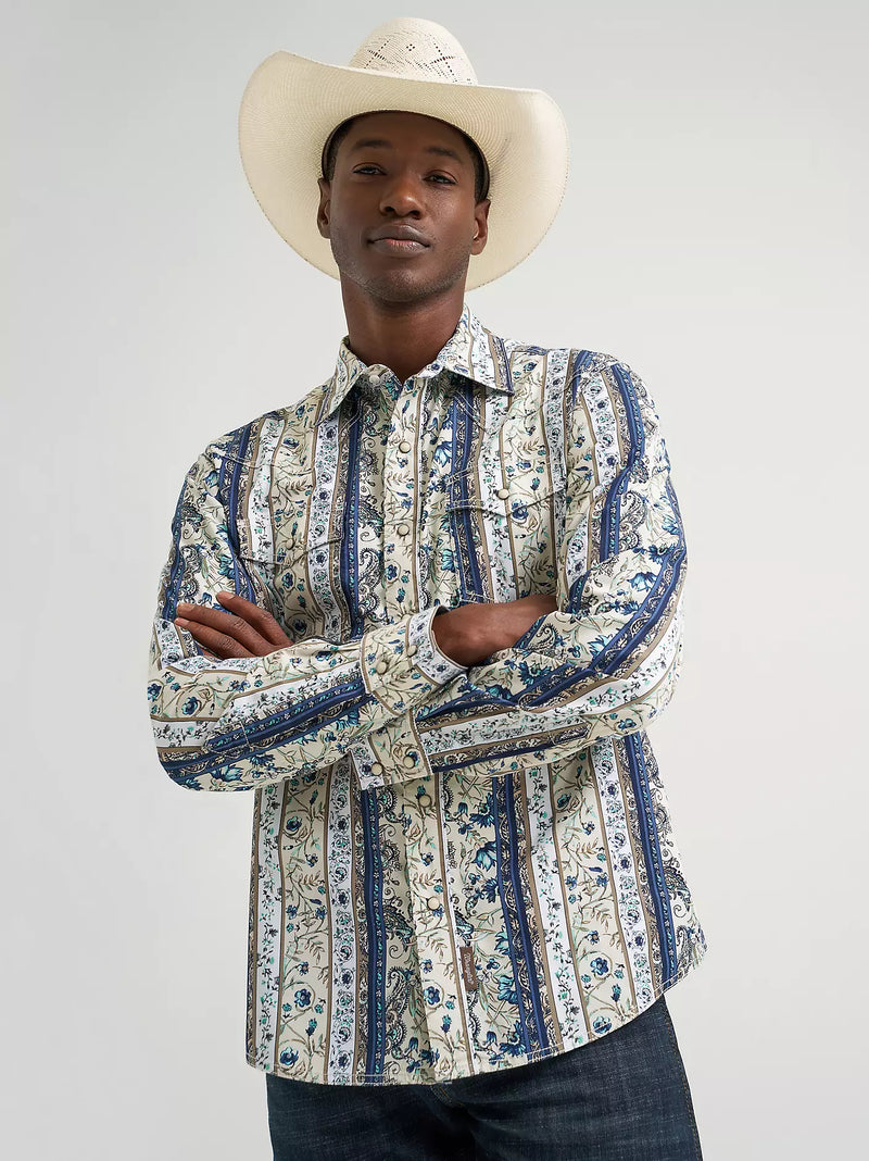 Load image into Gallery viewer, 112378799 - Wrangler Men's Wrangler Retro® Premium Long Sleeve Western Snap Printed Shirt
