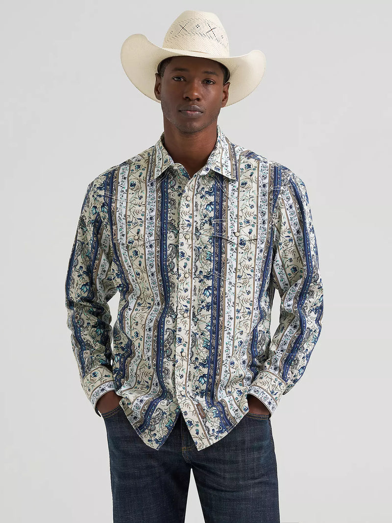 Load image into Gallery viewer, 112378799 - Wrangler Men's Wrangler Retro® Premium Long Sleeve Western Snap Printed Shirt
