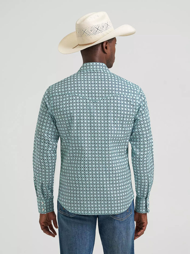 Load image into Gallery viewer, 112378803 - Wrangler Men's Wrangler Retro® Premium Long Sleeve Western Snap Shirt
