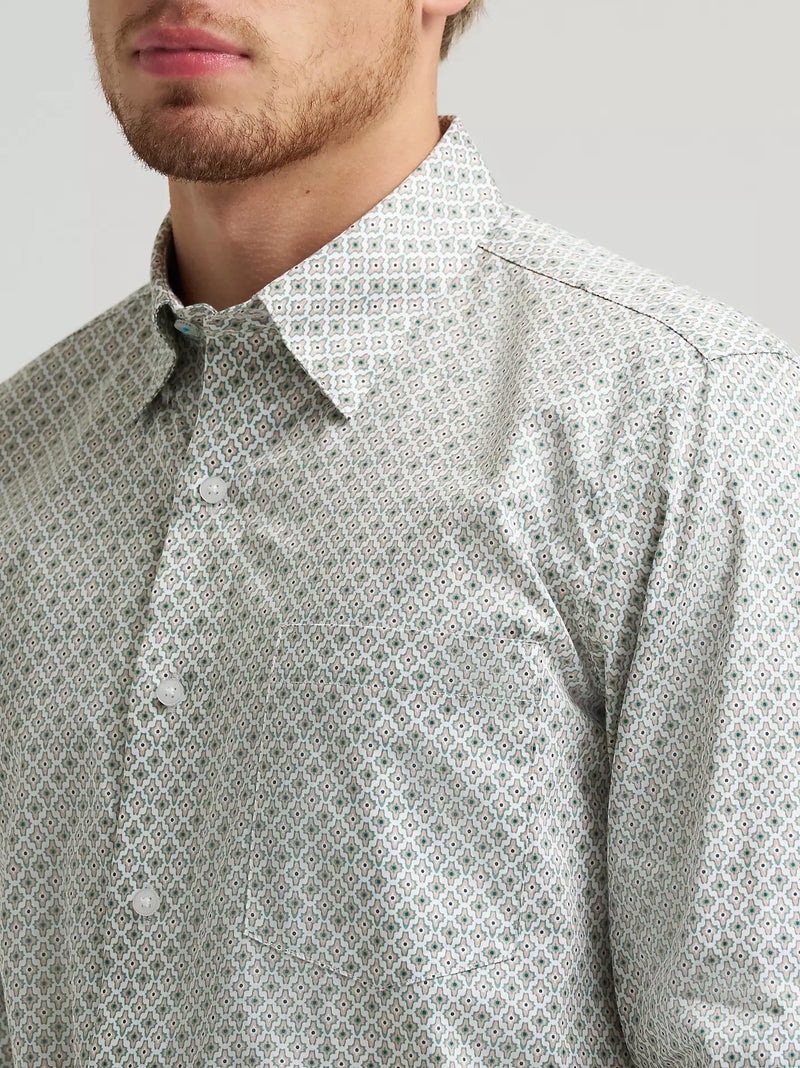 Load image into Gallery viewer, 112378969 - Wrangler Men's Cody Johnson One Pocket Button Down Shirt
