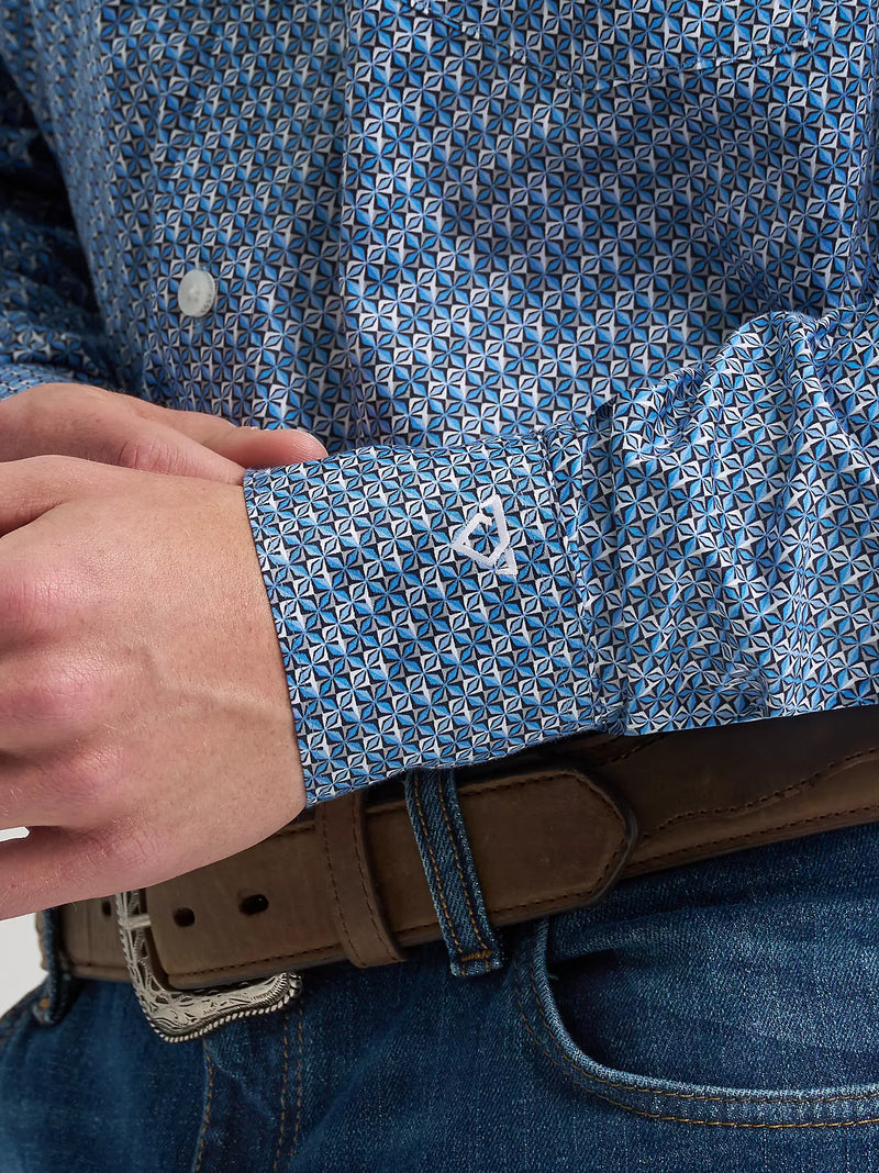 Load image into Gallery viewer, 112378976 - Wrangler Men's Cody Johnson One Pocket Button Down Shirt
