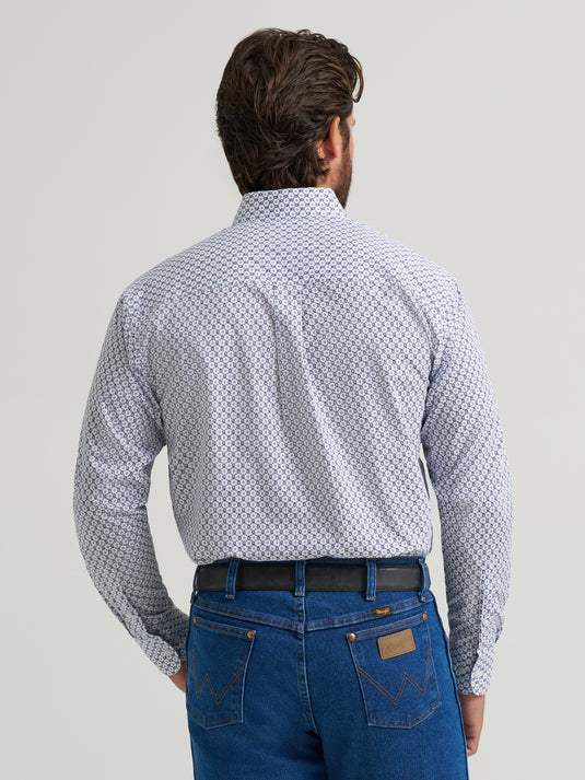 112379162 - Wrangler Men's Classic Long Sleeve Shirt - Relaxed Fit - Blue/White