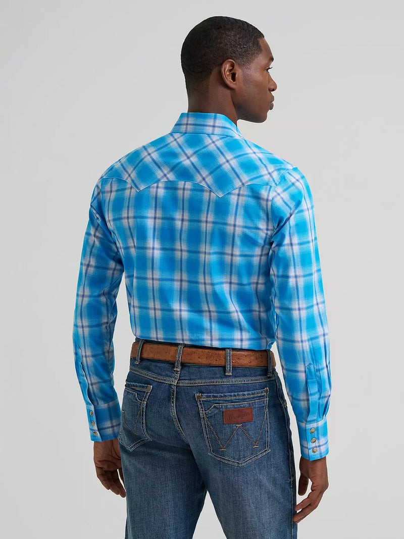 Load image into Gallery viewer, 112381875 - Men's Wrangler Retro® Long Sleeve Sawtooth Snap Pocket Western Shirt
