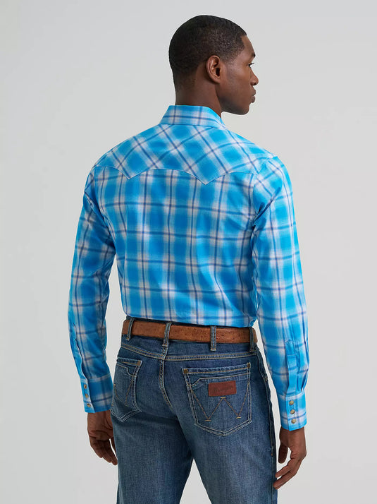 112381875 - Men's Wrangler Retro® Long Sleeve Sawtooth Snap Pocket Western Shirt