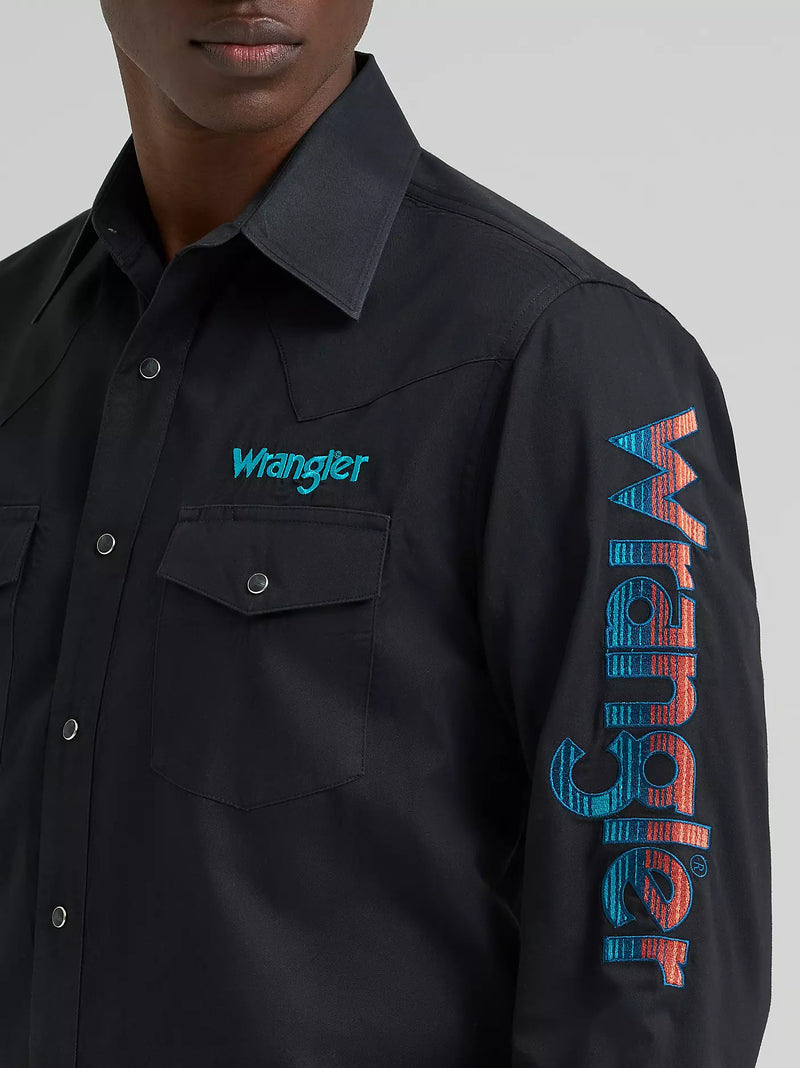 Load image into Gallery viewer, 112381987 - Men's Wrangler® Logo Long Sleeve Western Snap Shirt
