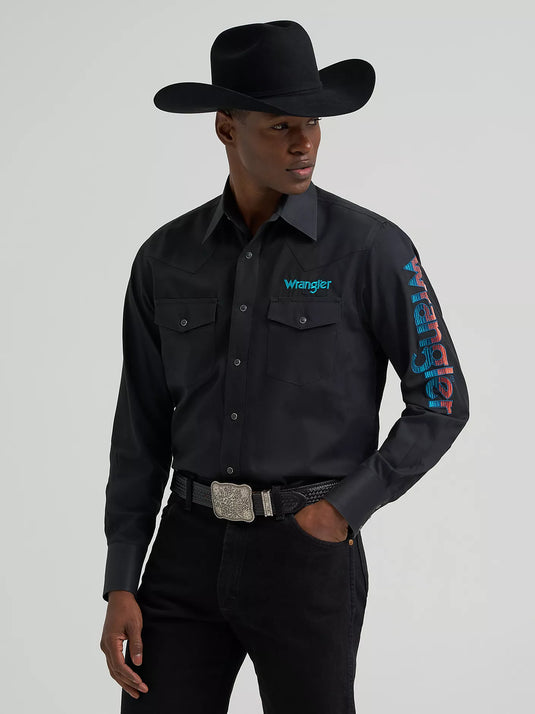112381987 - Men's Wrangler® Logo Long Sleeve Western Snap Shirt