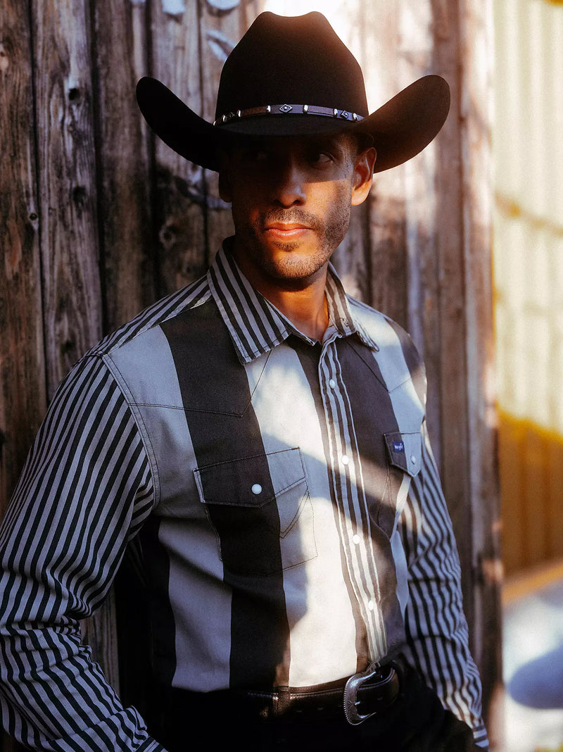 Load image into Gallery viewer, 112381996 - Men's Vintage-Inspired Brushpopper Western Snap Workshirt
