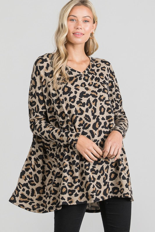 Load image into Gallery viewer, MOATSHT6 - Ladies Hacci Brushed Animal Print Top
