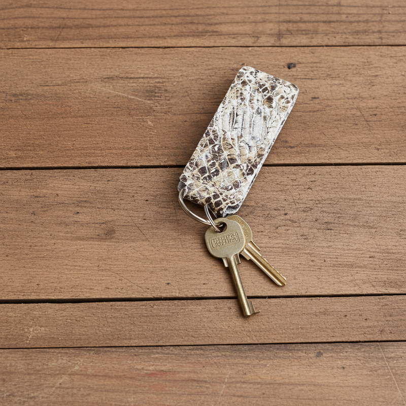 Load image into Gallery viewer, KEY1 - Natural Python Print Keychain
