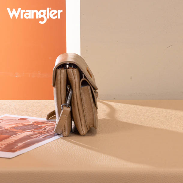 Load image into Gallery viewer, WG320-209KH - Wrangler Vintage-Inspired Crossbody Bag - Khaki
