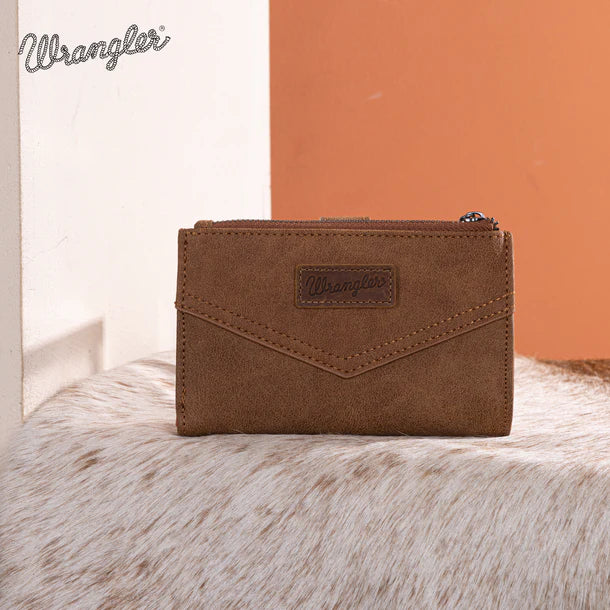 Load image into Gallery viewer, WG162-W0333BR - Wrangler Card Holder Bi-Fold Wallet - Brown
