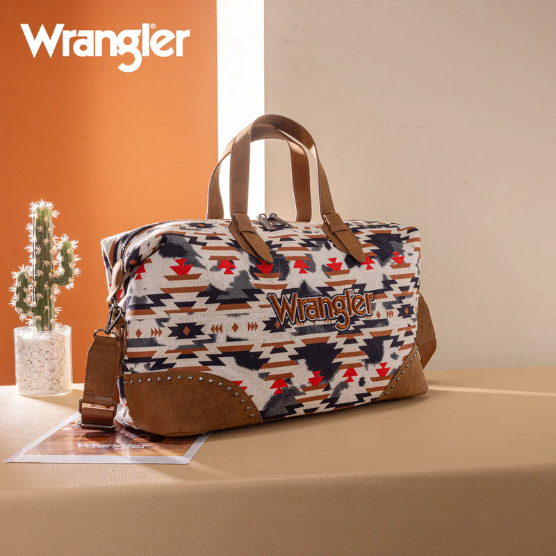 Load image into Gallery viewer, WG302-5110BR -  Wrangler Aztec Print Duffle/Crossbody - Brown
