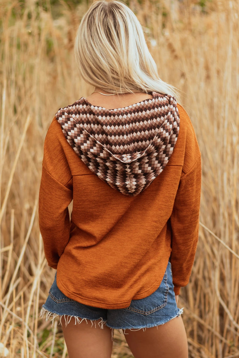 Load image into Gallery viewer, DLLS279 - Ladies Straw Yellow Contrast Plaid Hood Patchwork Chest Pocket Henley Top
