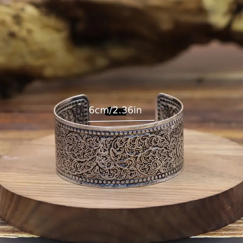 Load image into Gallery viewer, TMBC41 - Retro Bohemian Open Bracelet
