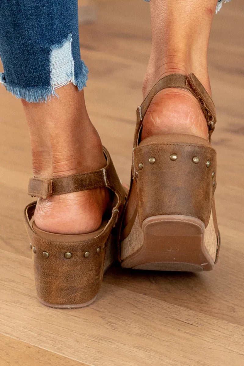 Load image into Gallery viewer, DLLSHOE 40 - Brown Vintage Leather Stitching Studded Wedge Sandals
