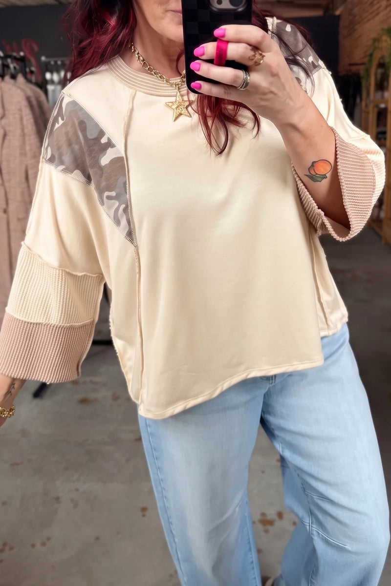 Load image into Gallery viewer, DLLS1099 - Ladies Beige Camouflage Colorblock Twist Rib Patchwork 3/4 Sleeve Top
