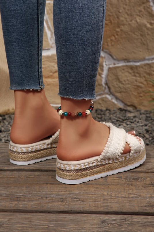 DLLSHOE 20 - White Pompom Knit Platform Slide Slippers