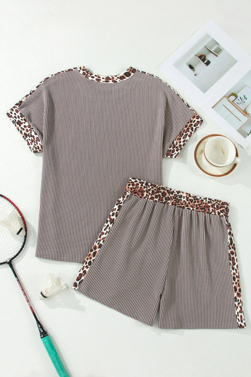 Load image into Gallery viewer, DLLS599 - Ladies Light Grey Leopard Trim Twist Ribbed Short Set
